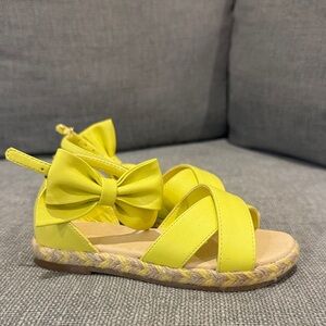 Janie and Jack Lemon Bow Sandals